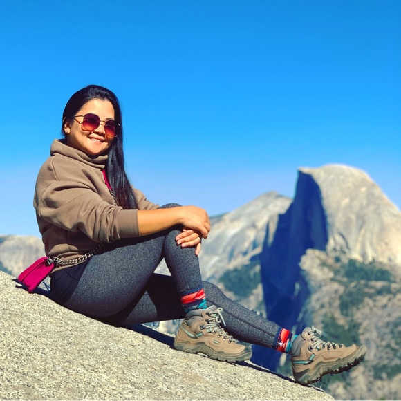 Meet your Posher, Annalyn - Picture 1 of 2